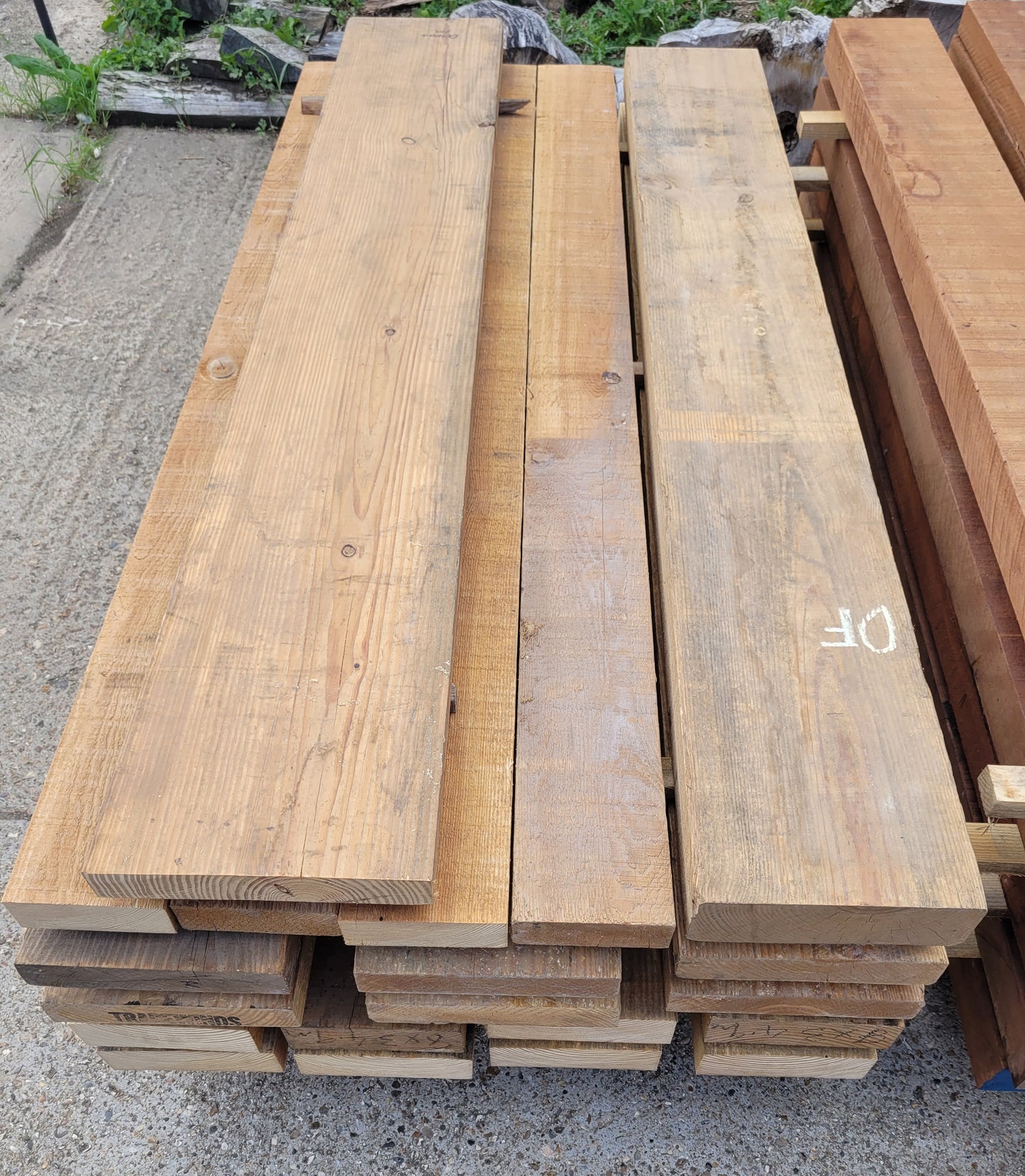 Douglas Fir Wood Boards Kiln Dried 1.8m