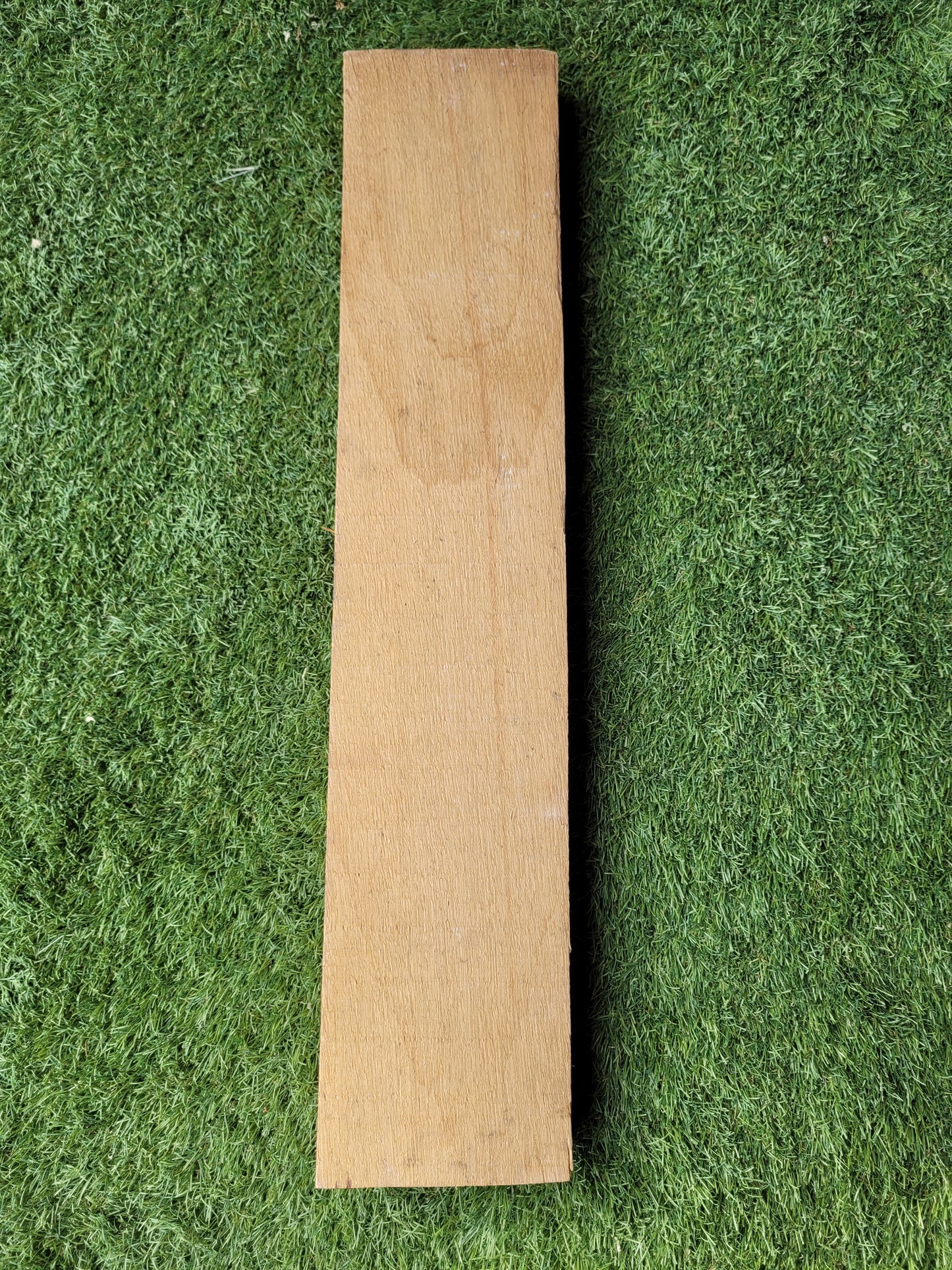 English Oak Hardwood Offcut (OF12)