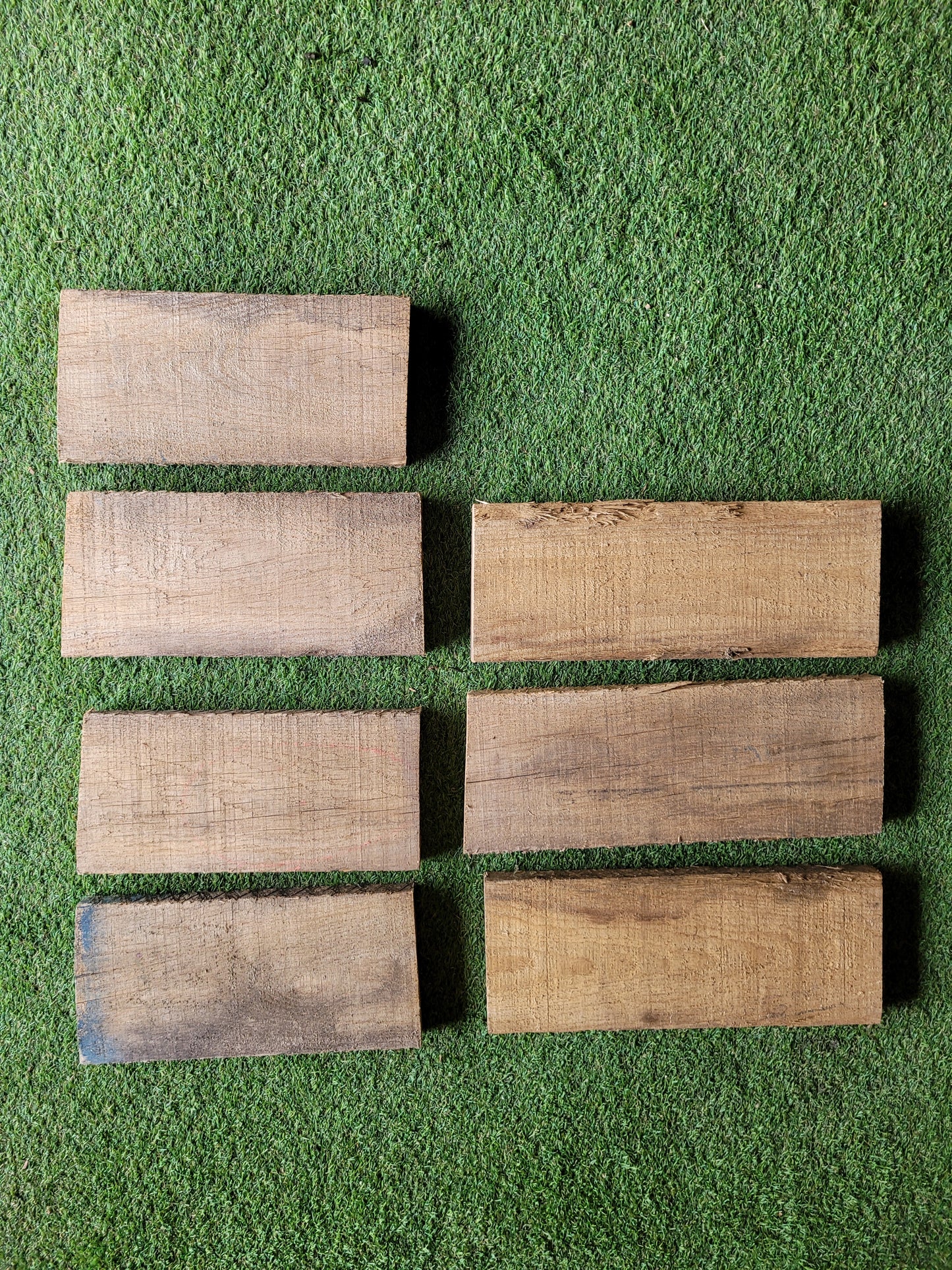 Oak Offcuts x7 Pieces Kiln Dried 28-33cm Long (2618)
