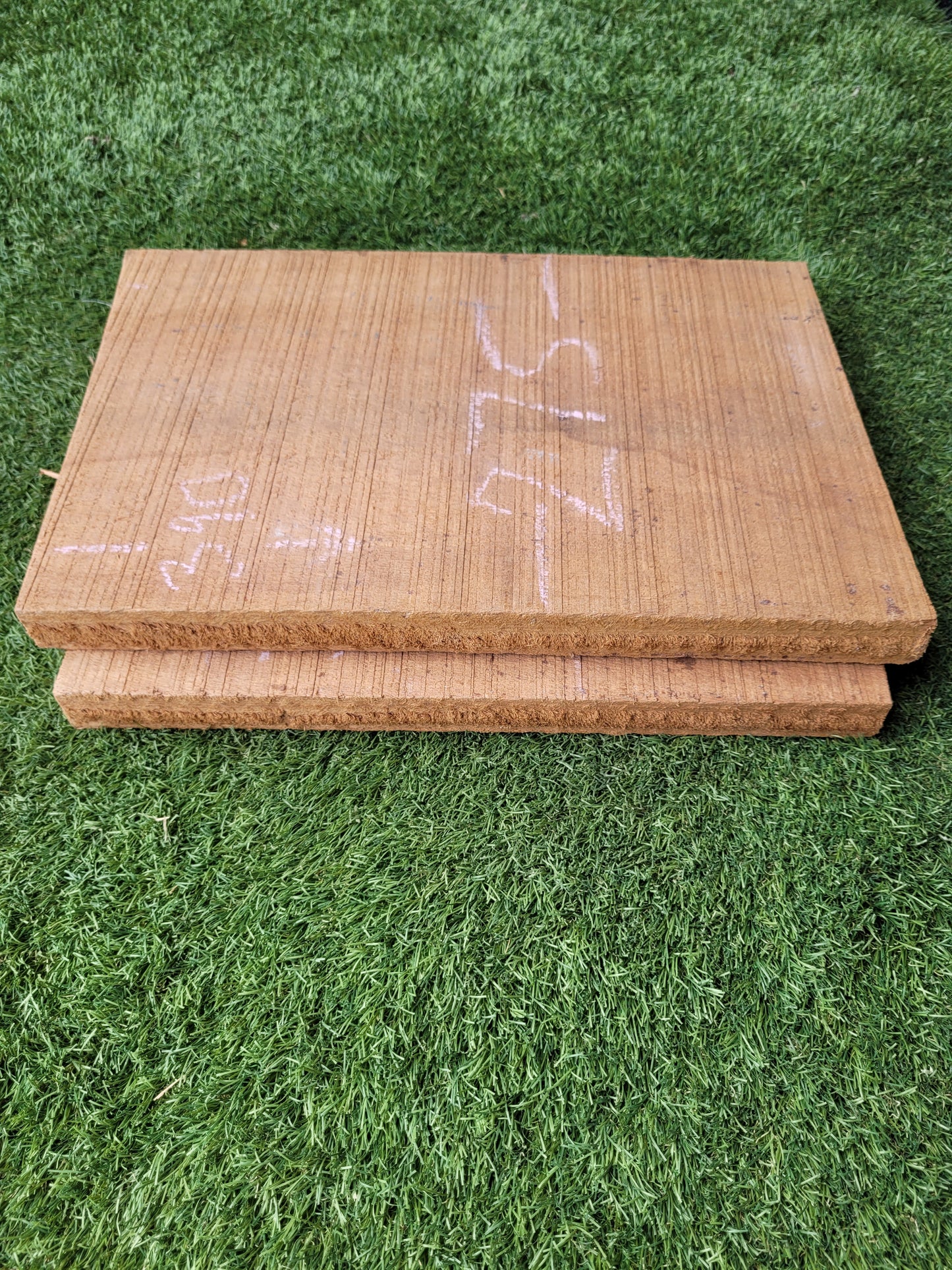 Meranti / Mahogany Rough Sawn Hardwood Offcuts x2 (OF54)