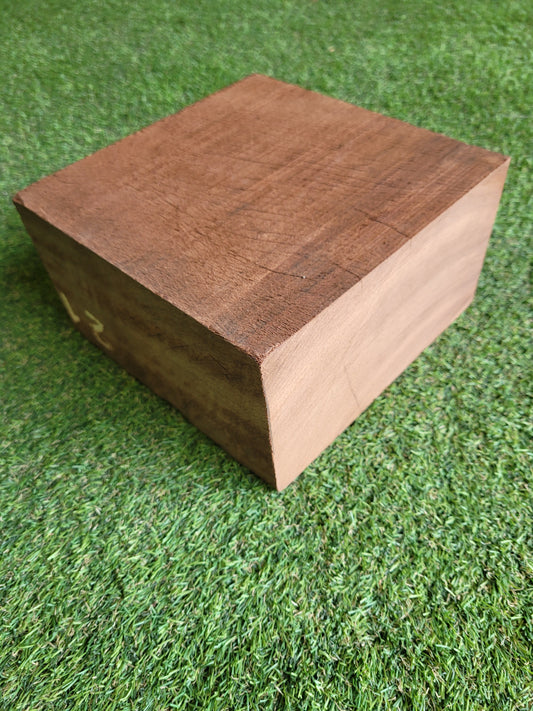 Sapele / Mahogany Hardwood Offcuts Woodturning (OF263)