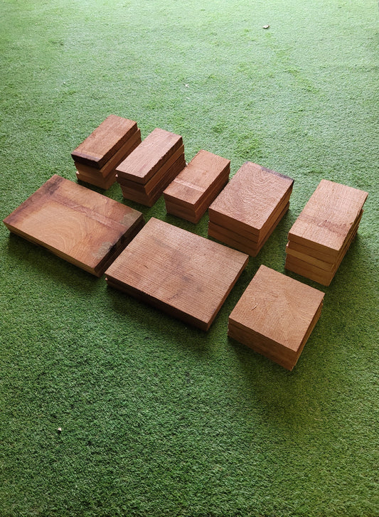 Hardwood Offcuts Hobby Pack Sapele / Mahogany Mixed Sizes 28 Pieces (0010)