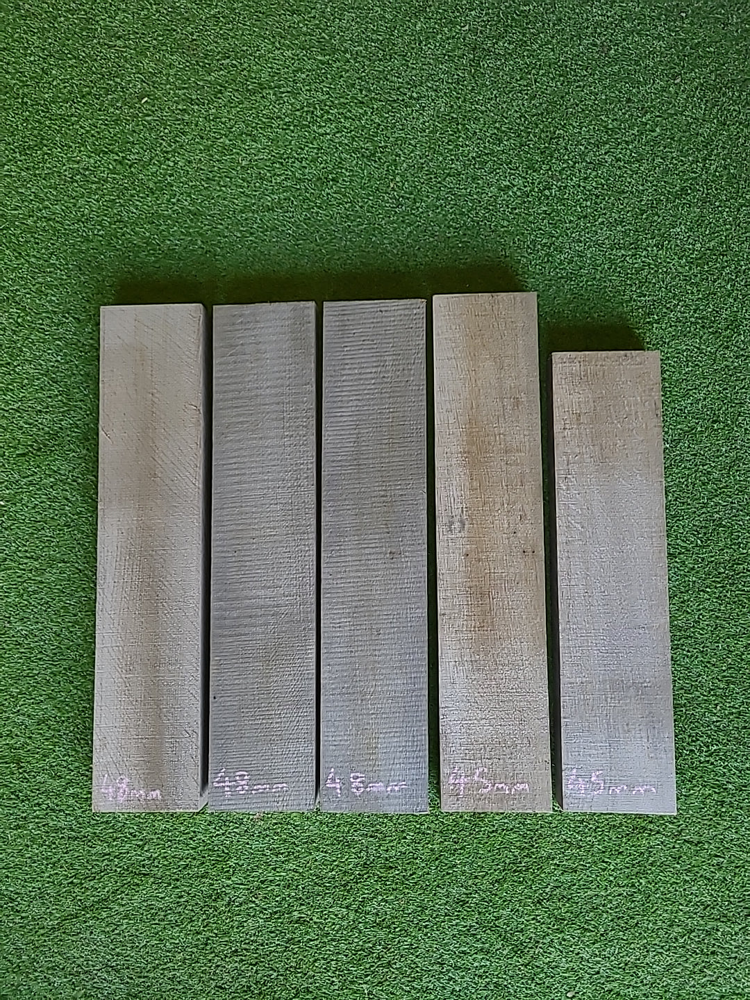 Solid Oak Boards x5  OF247