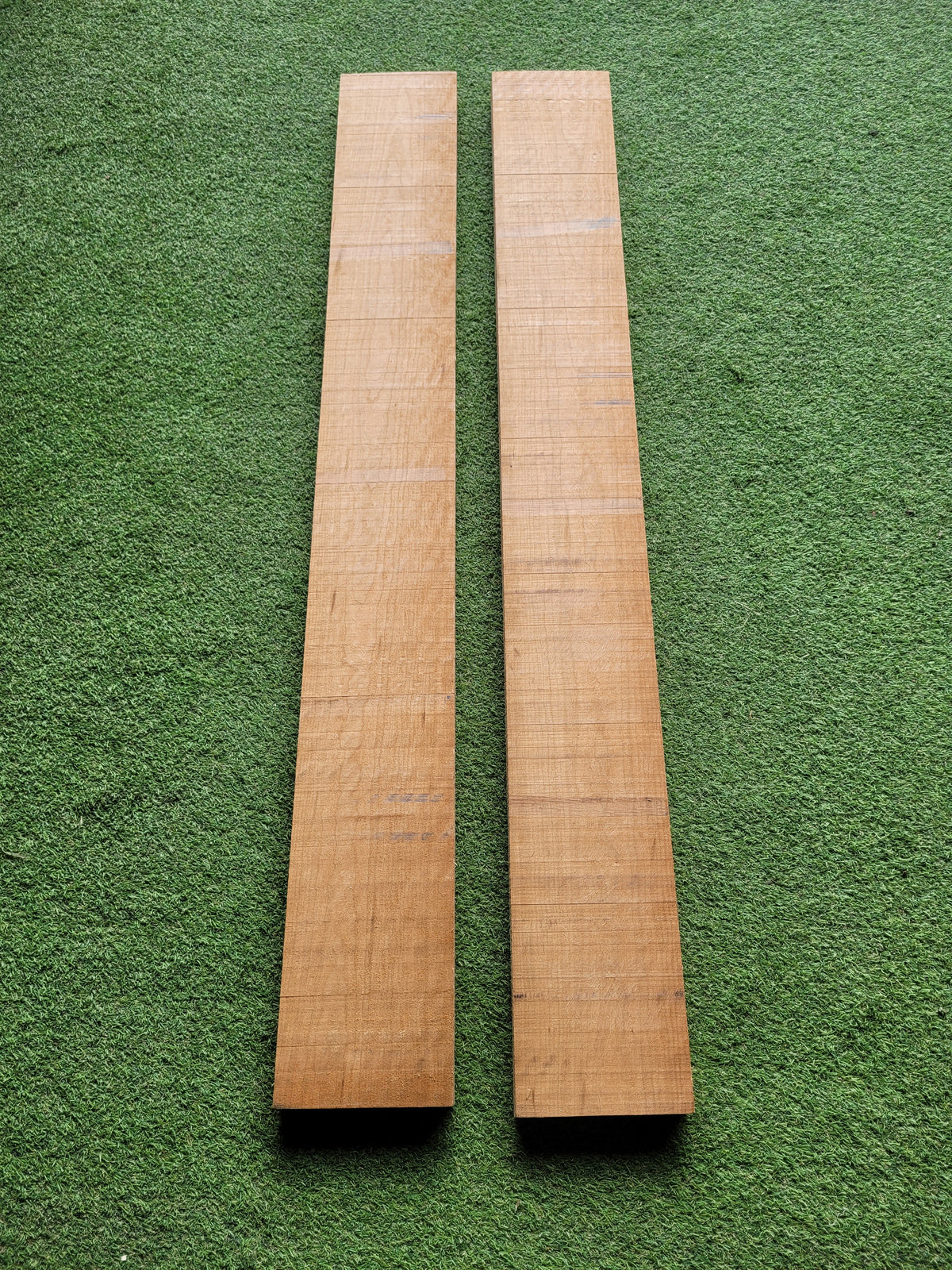 American Cherry Boards x2 155x35x1.2m (2670)