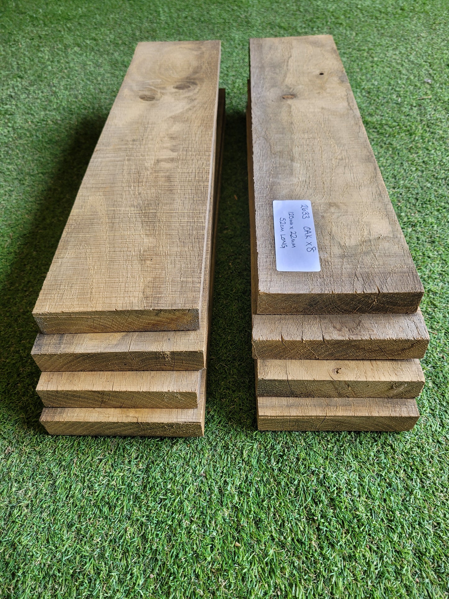 English Oak Boards x8 (2633)