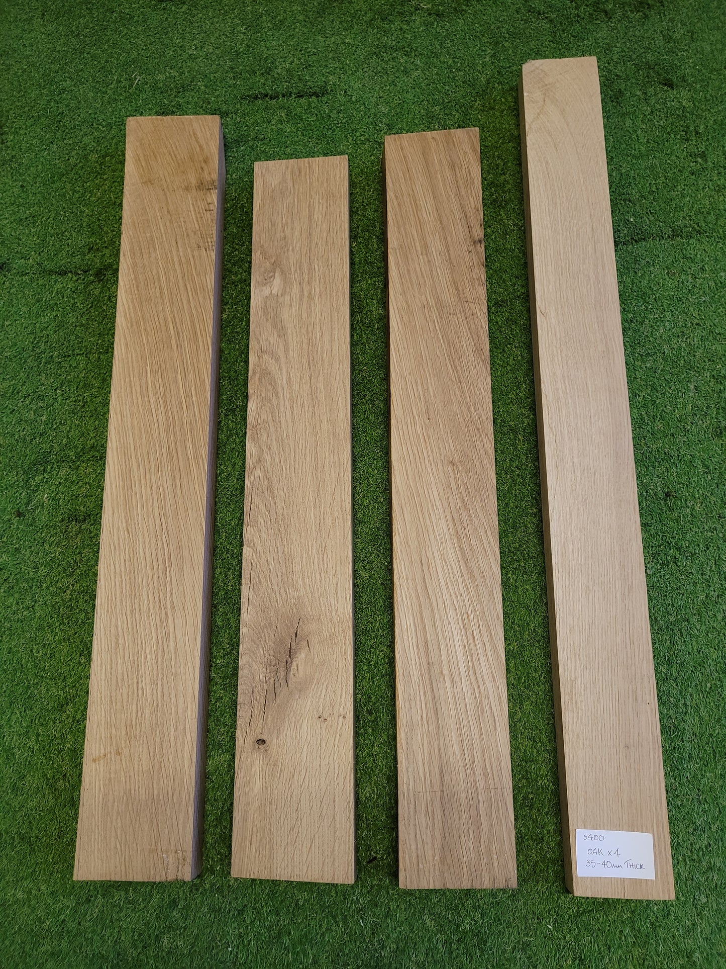 Solid English Oak Wood Boards Pack of 4 Rustic Planed (2602)