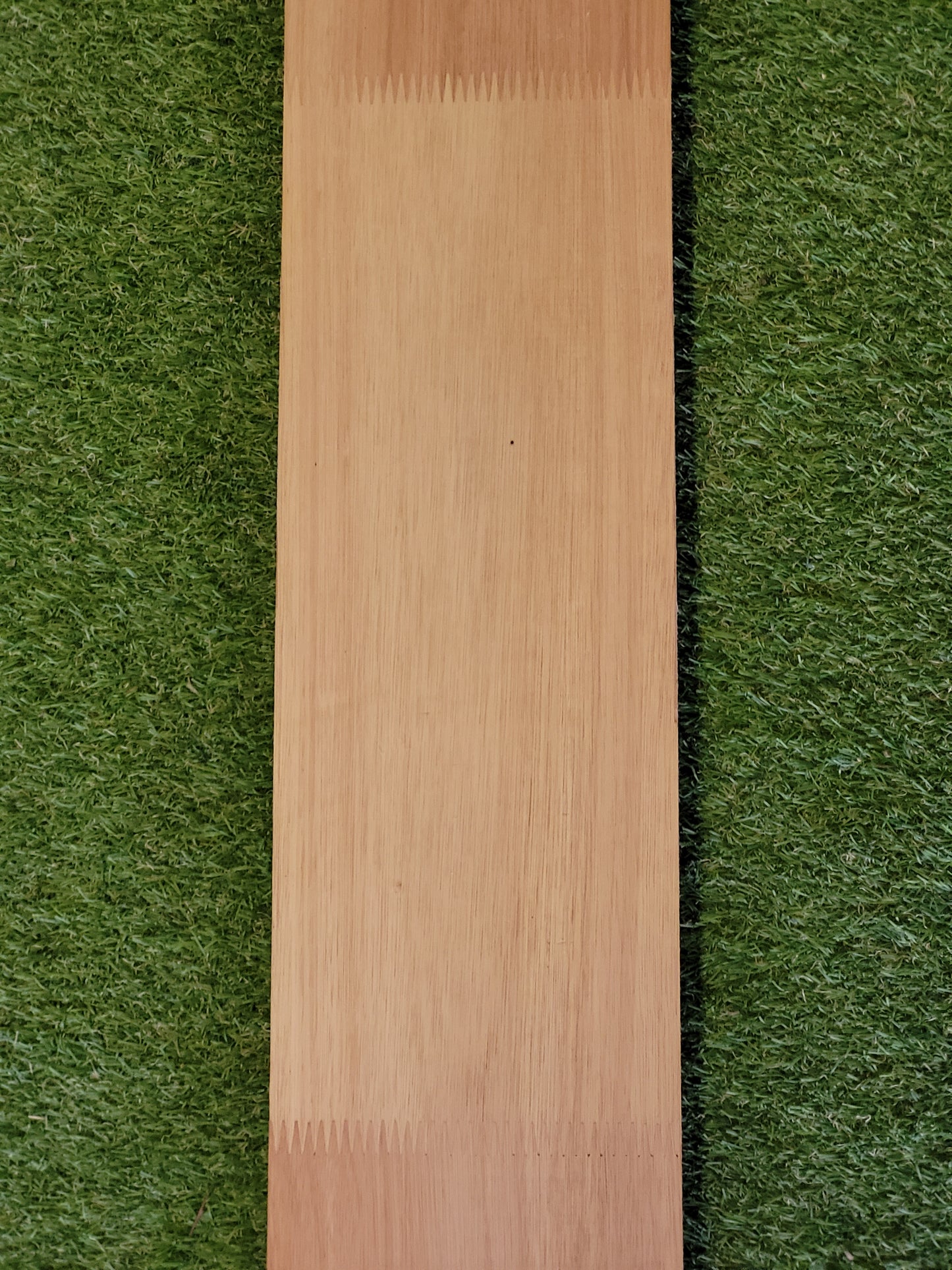 Solid Beech Hardwood Finger Jointed Boards x One Pair - 1m Long Butchers/Chopping Boards (0200)