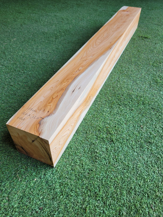 Yew Mantel 120 x 120mm x 1.13m (2668)