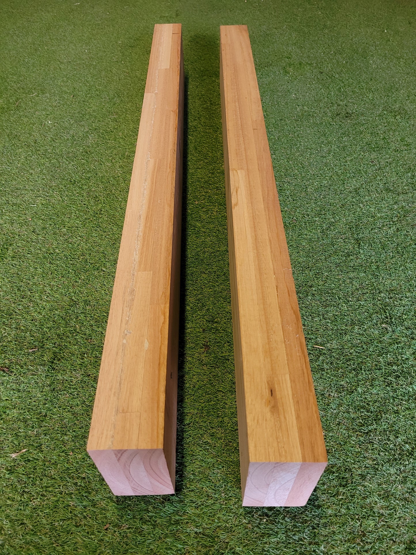 Solid Beech Hardwood Finger Jointed Boards x One Pair - 1m Long Butchers/Chopping Boards (0200)