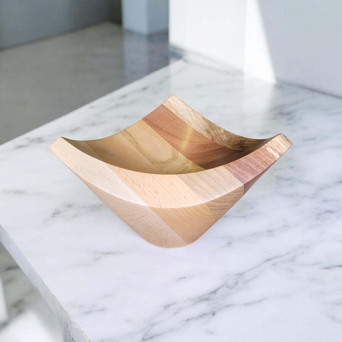 Three Cornered Bowl 19cm